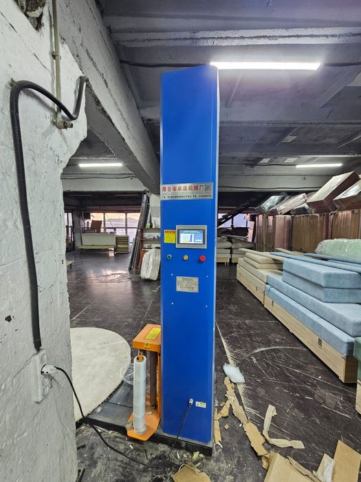 Станок для упаковки стрейч пленкой