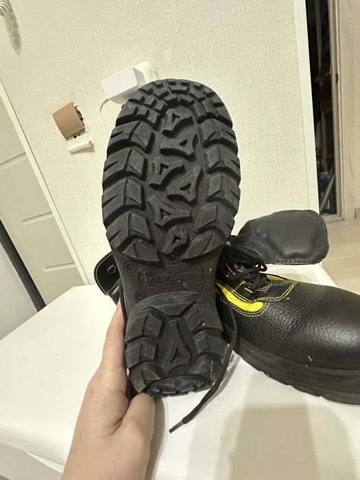 Обувь профессиональная