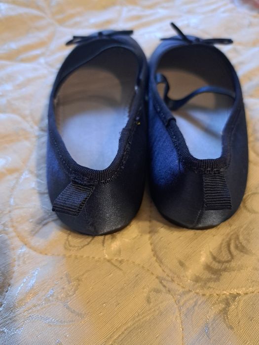 Нови обувки тип балеринки 29 номер марка Н&М