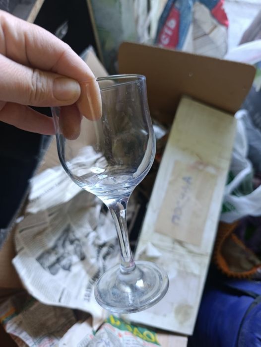Продам бокалы и рюмки