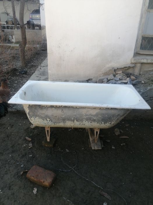 Ванна чугунный.в хорошем состоянии.