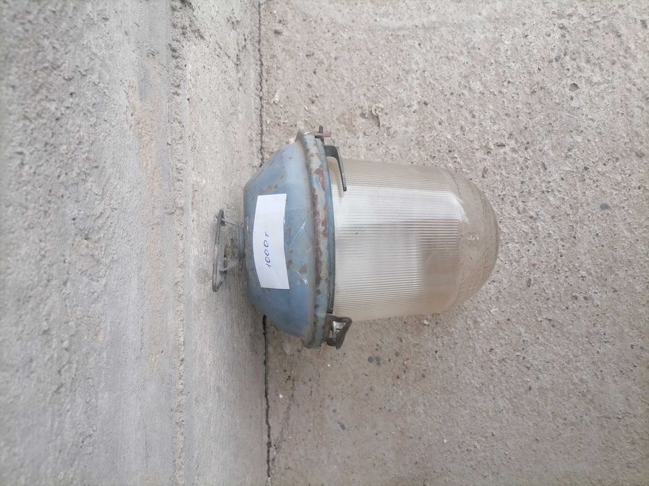 Продам лампу электрическую