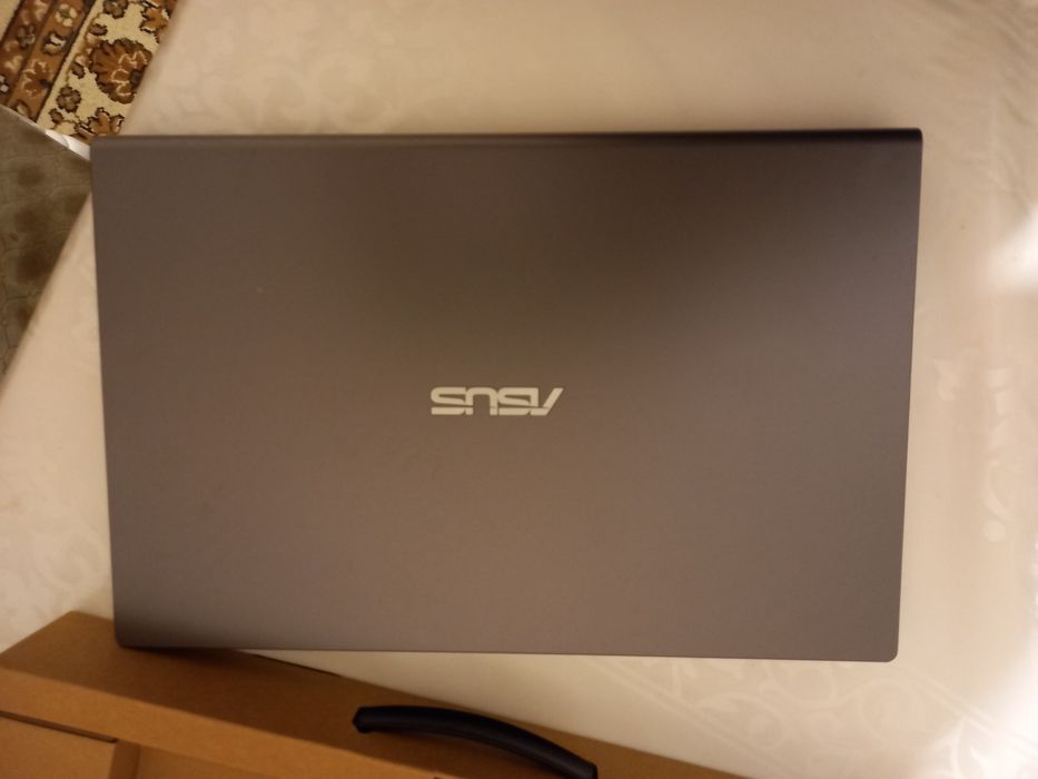 Продам ноутбук аsus 150000