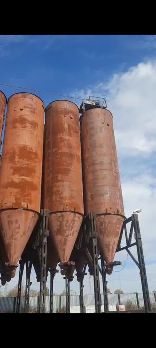 Силосные резервуары 60 кубов бочки
