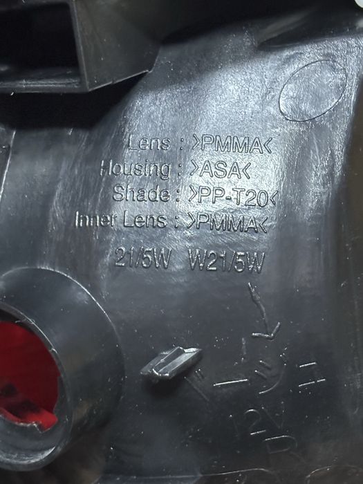 Задний фонарь ланд крузер 100 дорест