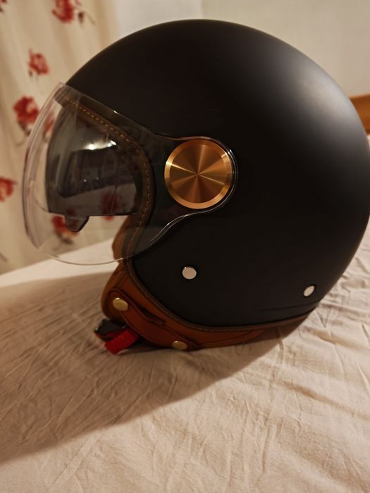 Чисто нова ретро каска Marco Crasie – размер L, с оригинална кутия