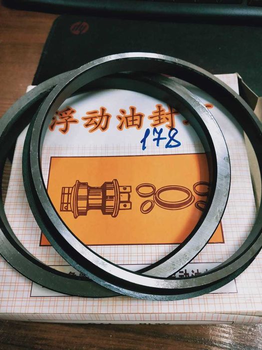 КОЛЬЦА уплотнения вала.