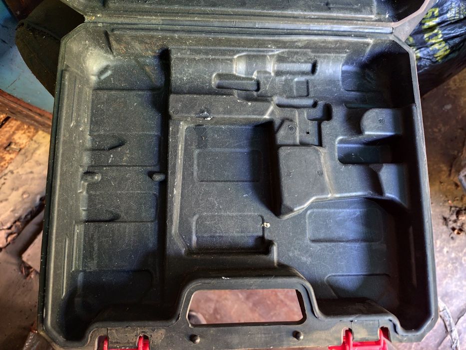 Кейс, чемодан от шуруповерта