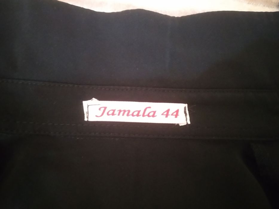 Кофта с гипюровыми рукавами 44 (М) размера