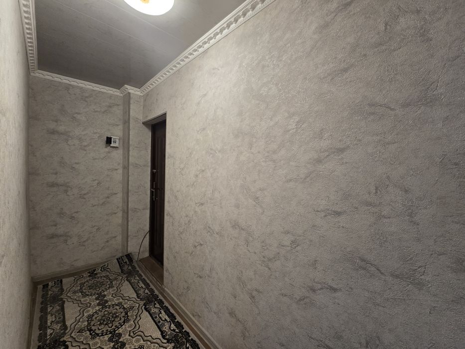 Zudlik bilan frunze massifda 2 chi etaj 2 xonali kvartira  sotiladi