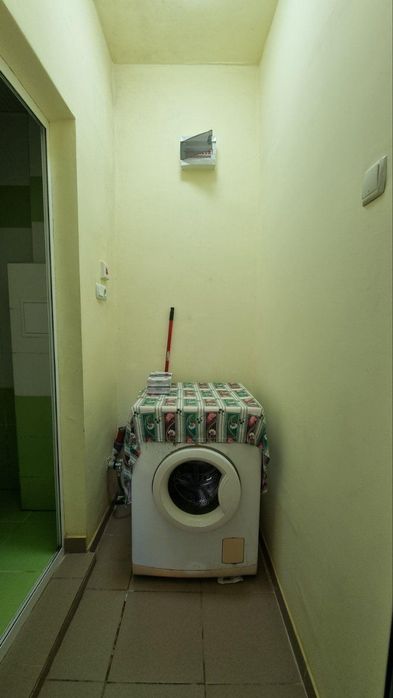 Дава се под наем Двустаен апартамент в Варна, Колхозен пазар - 45 кв.м за 307 € - Снимка #3