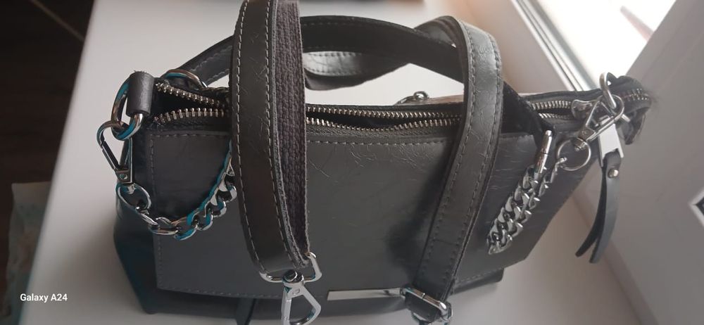 Продаётся женская сумка