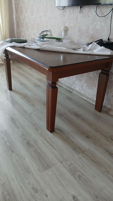 Стол дубовый новый.  Польша