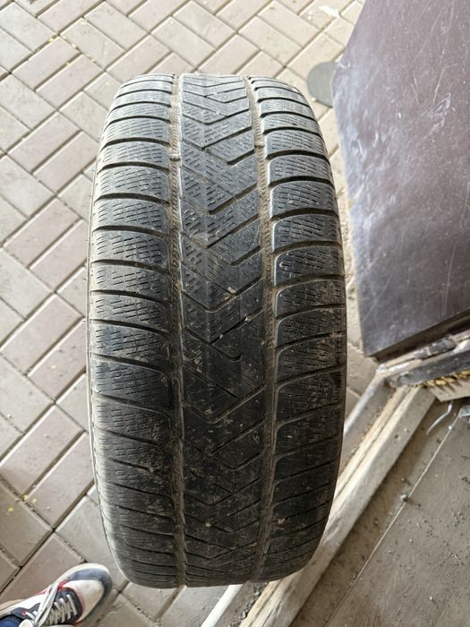 Продам шины R20 255/55