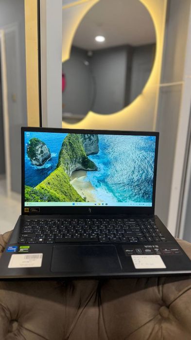 Acer Nitro V15 Ноутбук