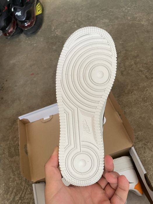 Air Force 1 Glitch Swoosh