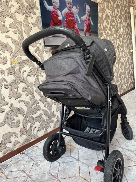 Продам детскую коляску