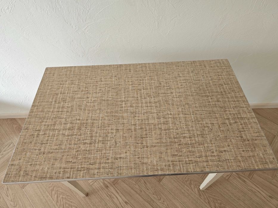 Стол 100-60 см станция метро Москва