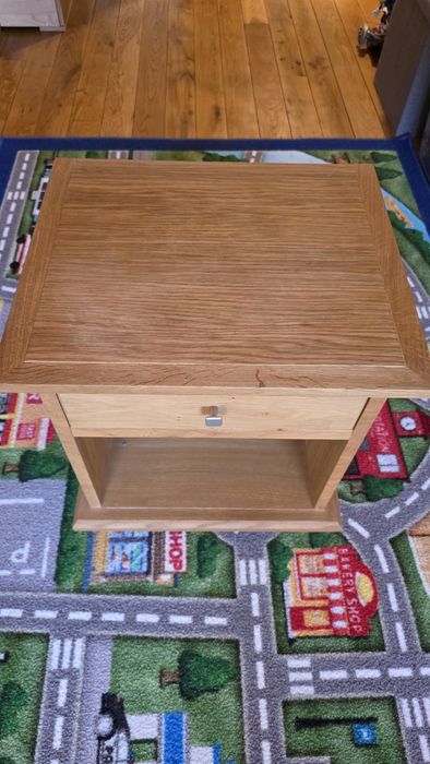 Единично легло и нощно шкафче