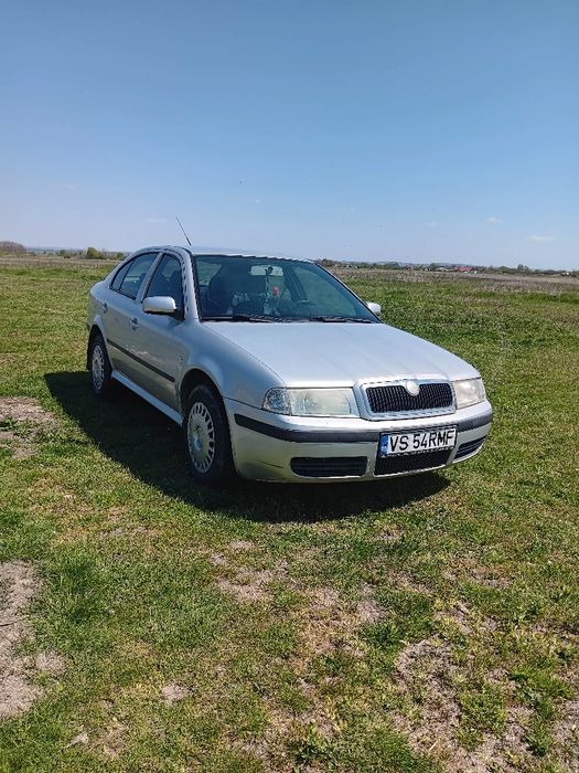 Vând Skoda Octavia