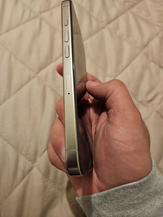 iPhone 16 Pro (128GB)