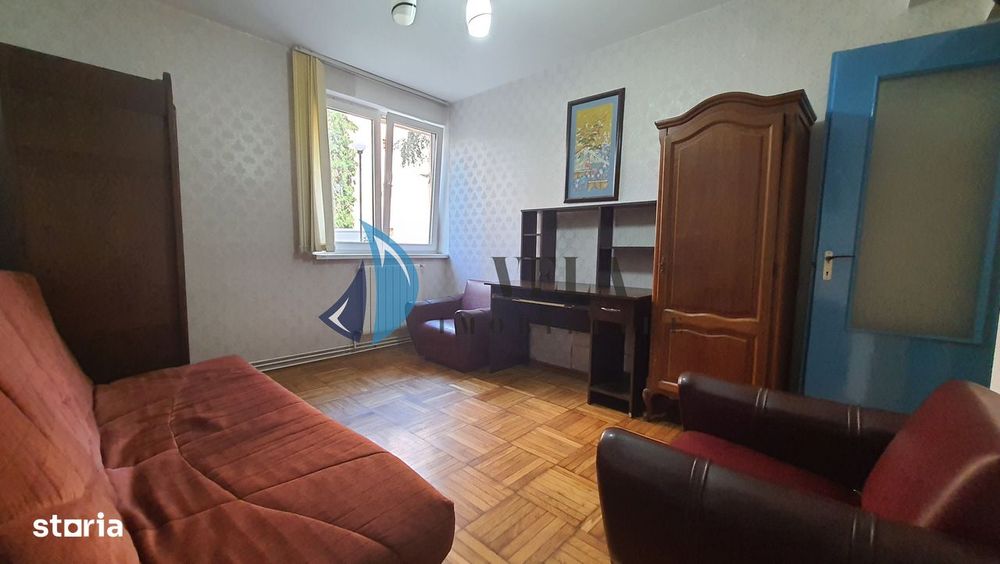 Apartament 3 camere, 7 Noiembrie, izolat, din 1 Septembrie