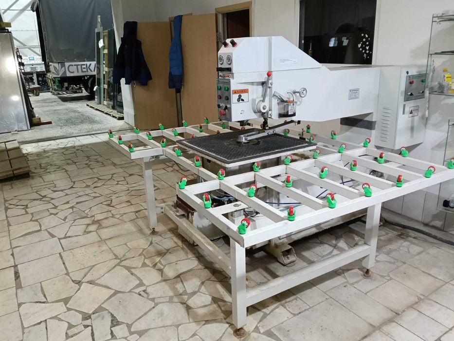 Сверлильный станок для стекла