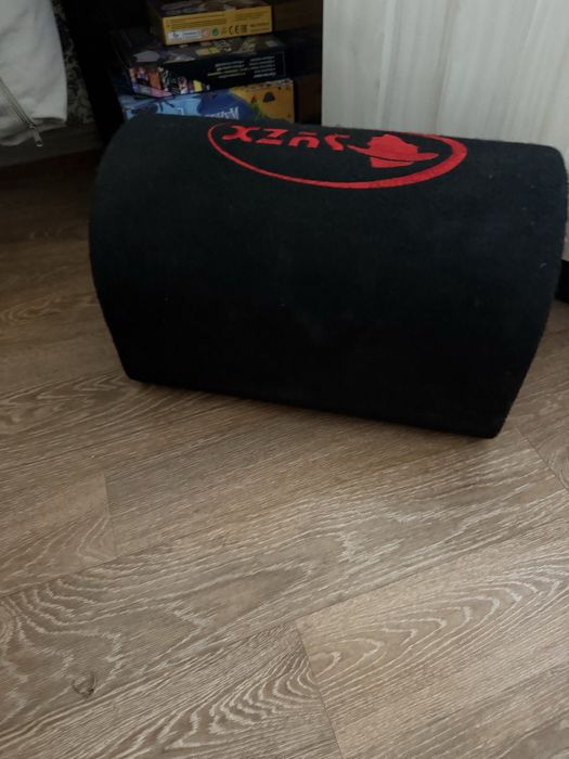 Продам сабвуфер.