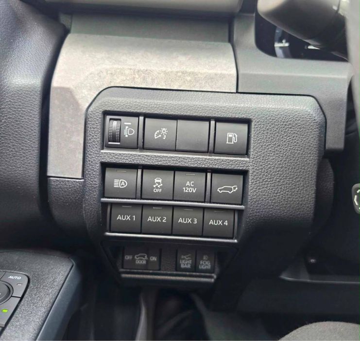 Toyota Tacoma Trailhunter Hybrid 2026