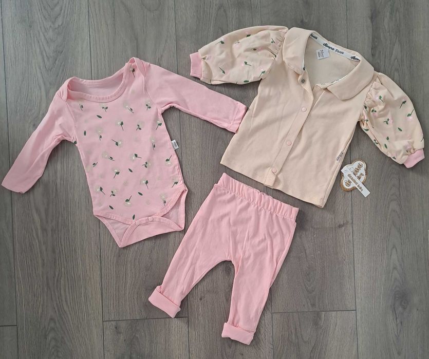 Vand set pentru fetita