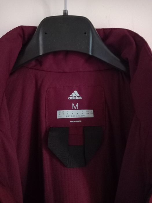 Geacă Adidas cu fermoar