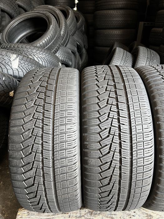 4 anvelope iarna 225/45/18 , Hankook , RunFlat , DOT 2023 , 6.5 mm !