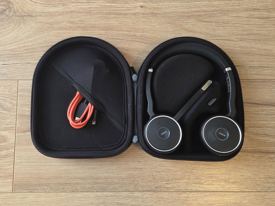 Casti Jabra Evolve 75, aproape noi
