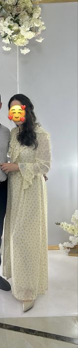 Женские платья, миди, в хорошем состояний