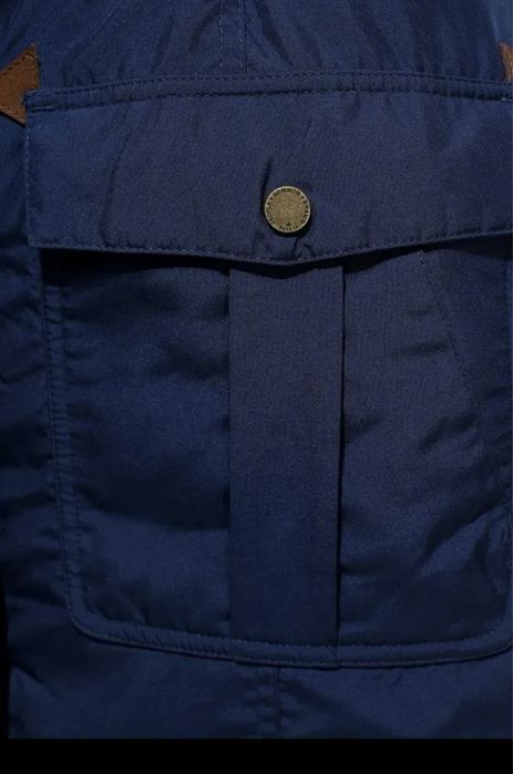 Женский пуховик People с натуральным утеплителем.