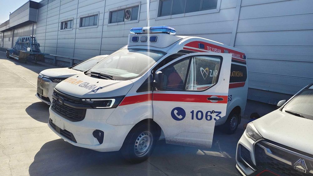 Ford transit ambulance/машина скорой помощи/ цена без растаможки