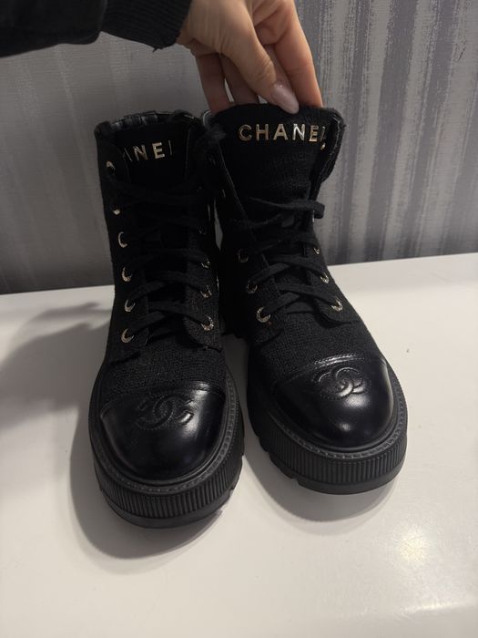Черни боти Chanel