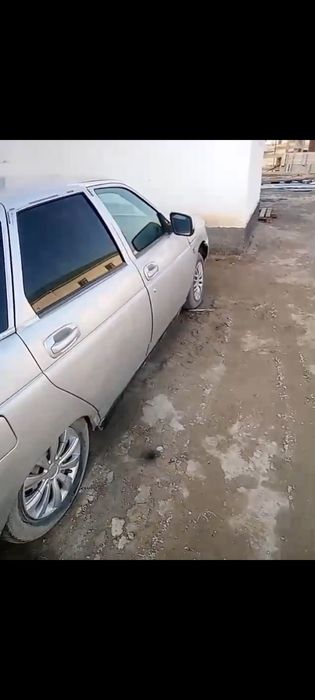 Машина продаётся