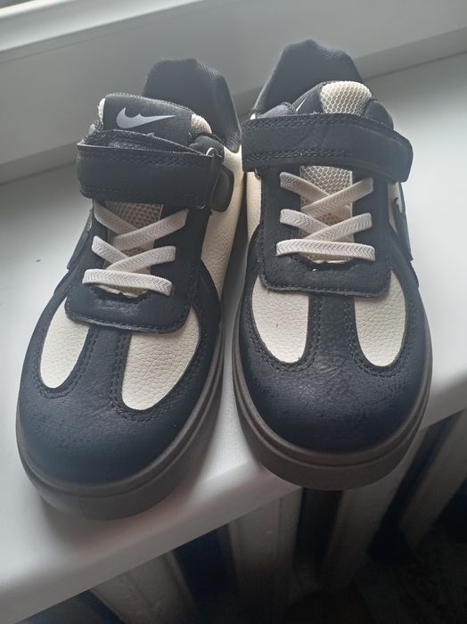 Продам детский обувь