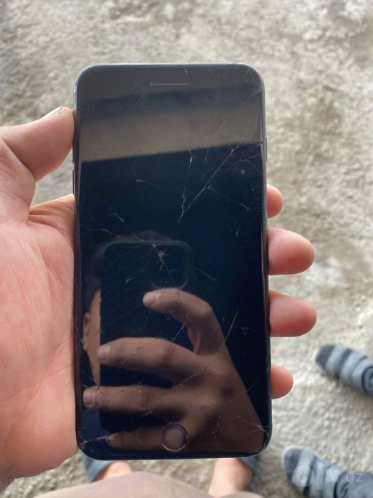 Arzonga Iphone 7 plus 550 ming som