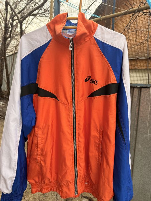 Ветровка Asics L оверсайз