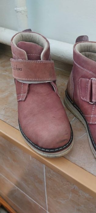 Ботинки на девоку кожанные, 35 размер