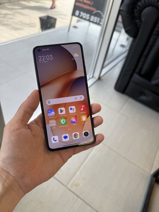 Xiaomi Mi 11 Lite продам