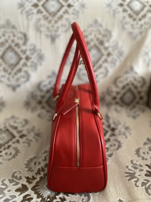 Продам сумку совсем новая.