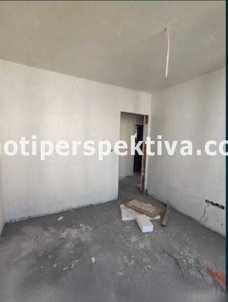 Продава се Тристаен апартамент в Пловдив, Остромила - 104 кв.м за 613 €/кв.м - Снимка #2