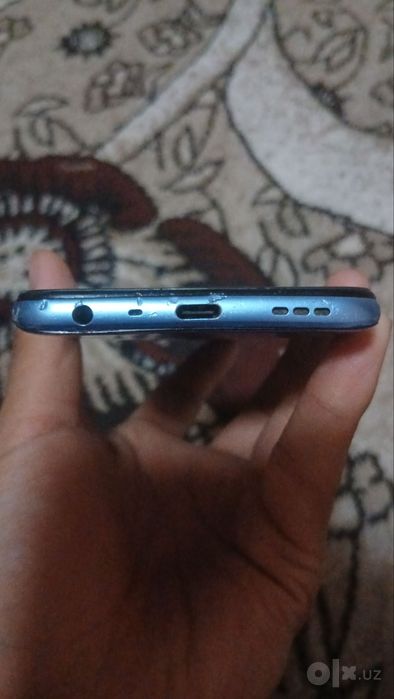 Oppo a16 sotiladi narxi 300ming kami bor