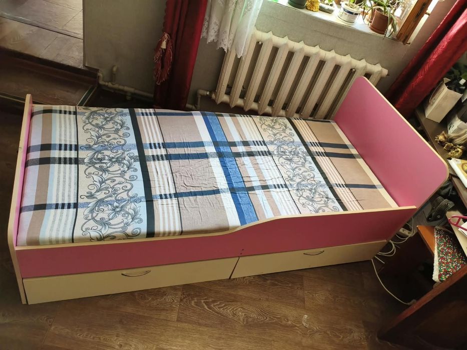 Продам детскую кровать