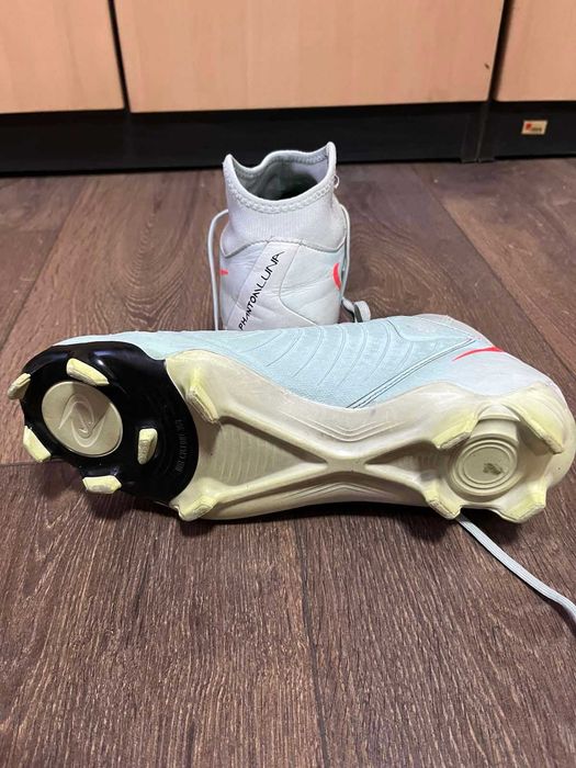 Бутонки Nike Phantom Luna II Academy