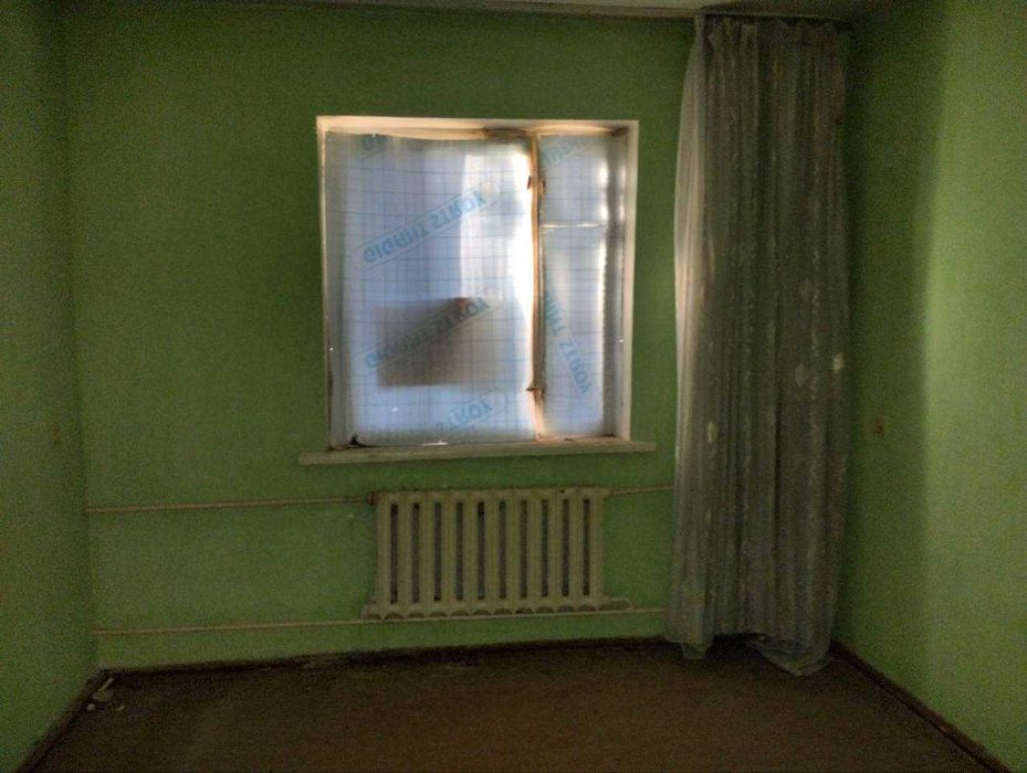 Срочно продается 5-комнатнаяквартира центре города Гулистана