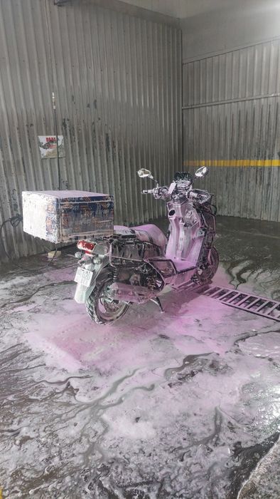 Skuter TANK Discovery sotiladi obmenam qivoruramiza